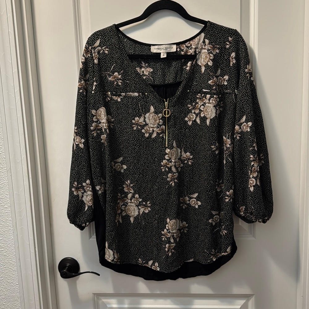 Tempted Hearts floral top